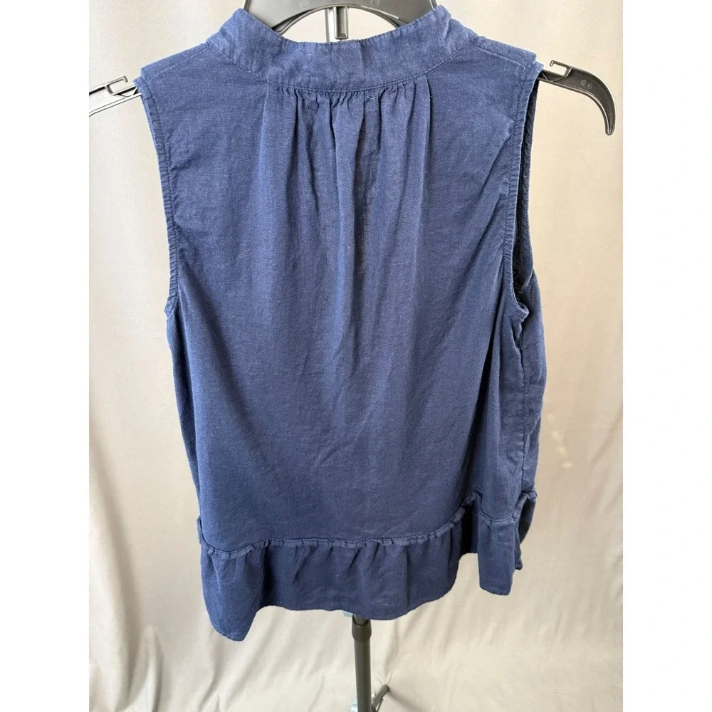 Crown & Ivy Women's XS Navy Peplum Top Sleeveless Blouse Preppy Classic Style‎ - Picture 3 of 5